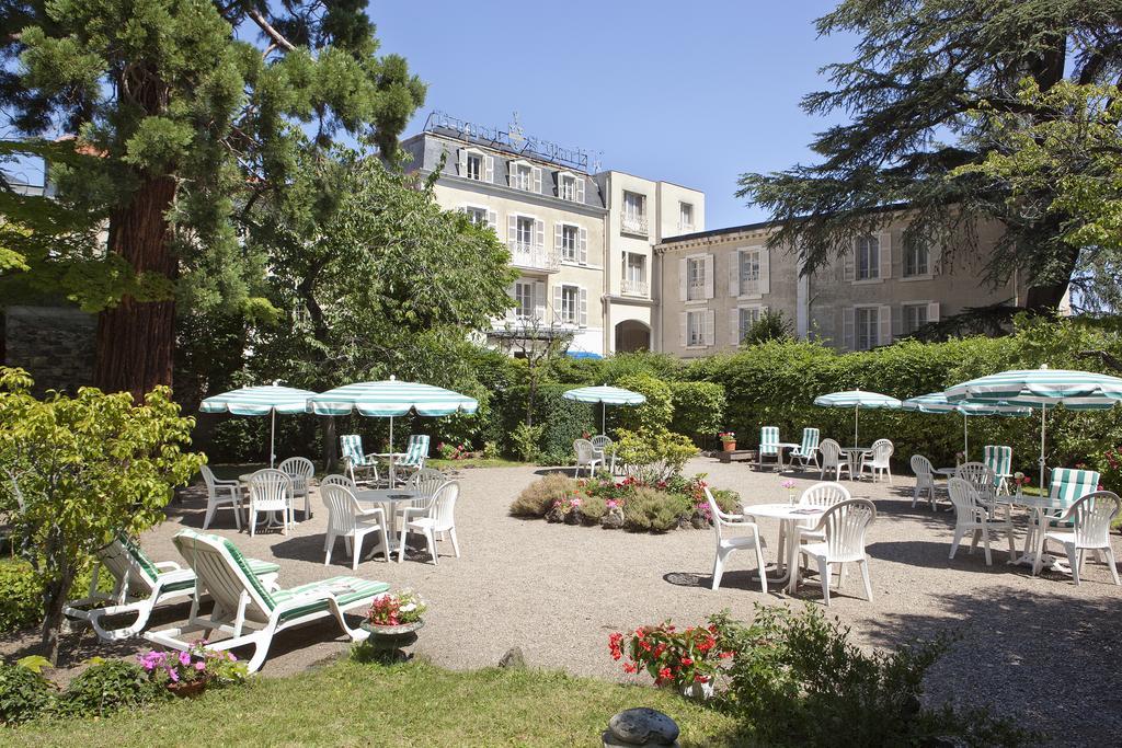Logis Hotel Royal Saint-Mart Royat Exterior photo