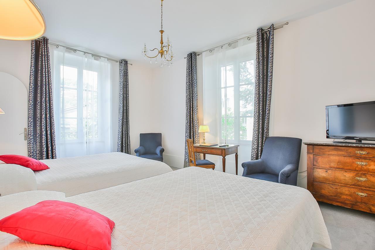Logis Hotel Royal Saint-Mart Royat Exterior photo